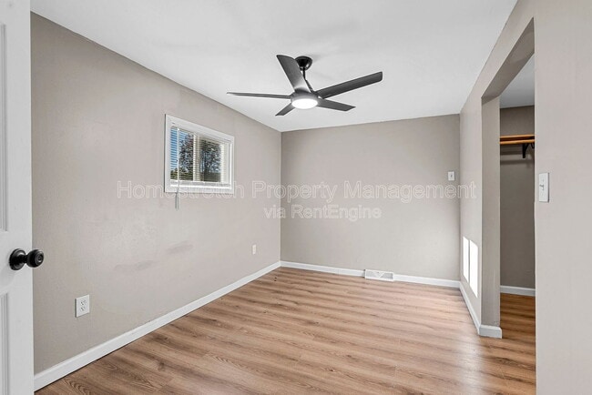 Building Photo - 7021 Robbins Ave