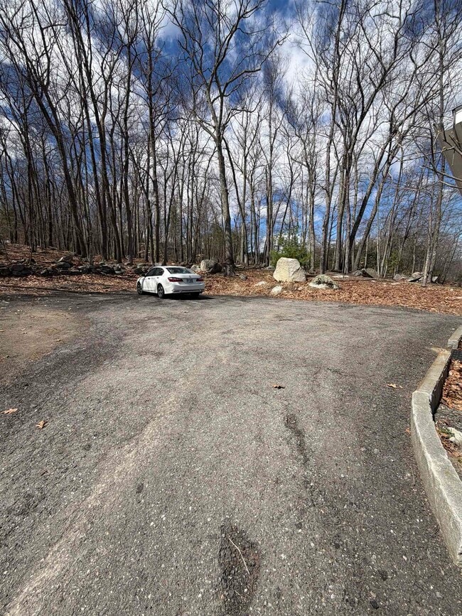 Building Photo - 303 N State St