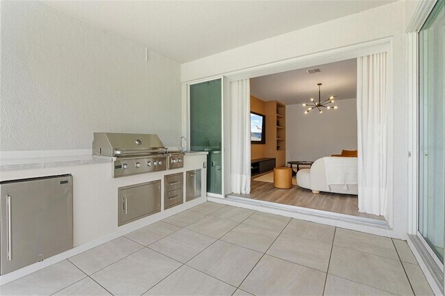 Building Photo - 8105 Fenton St