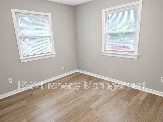 Building Photo - 4812 Gilmour Rd
