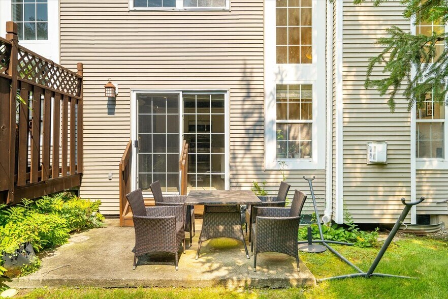 Building Photo - 471 Mahogany Ct