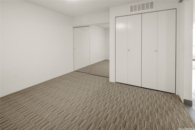 Building Photo - 7000 Hawaii Kai Dr