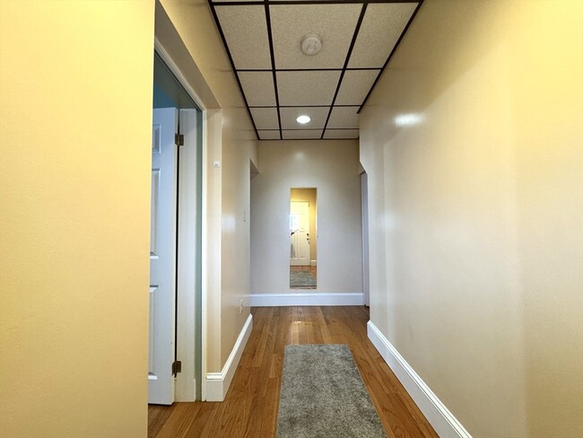 Building Photo - 22 Dana St