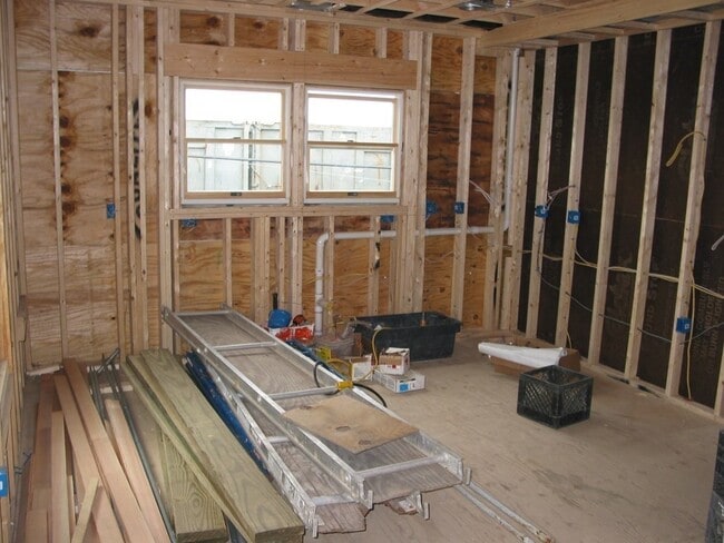 Building Photo - 15 Wadsworth St
