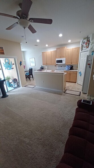 Building Photo - 3657 Parkridge Cir
