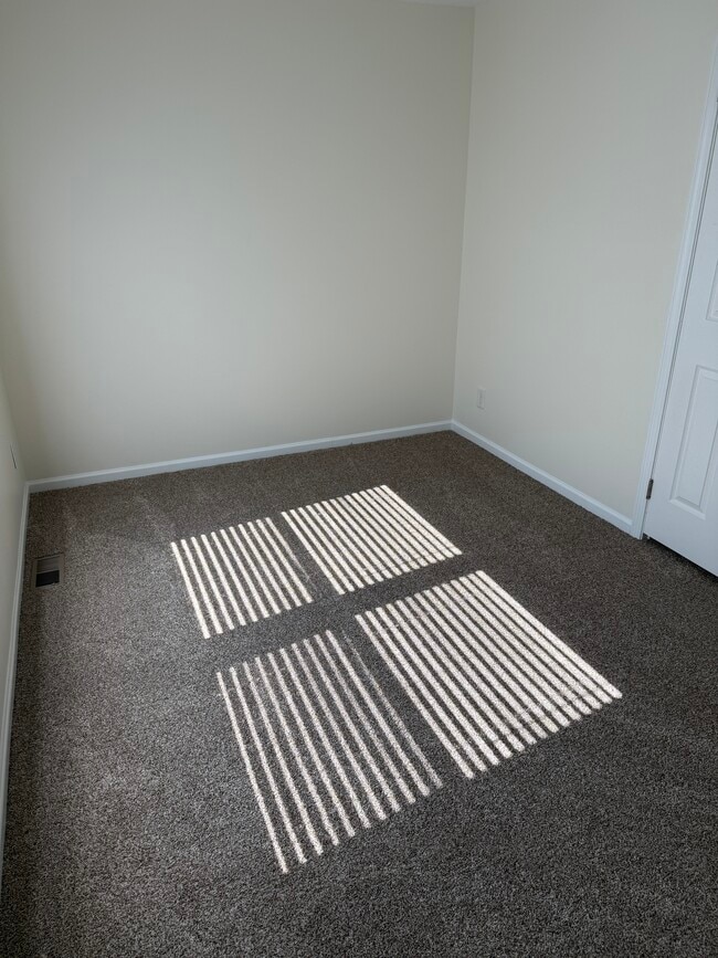 Building Photo - 305 W Uwchlan Ave