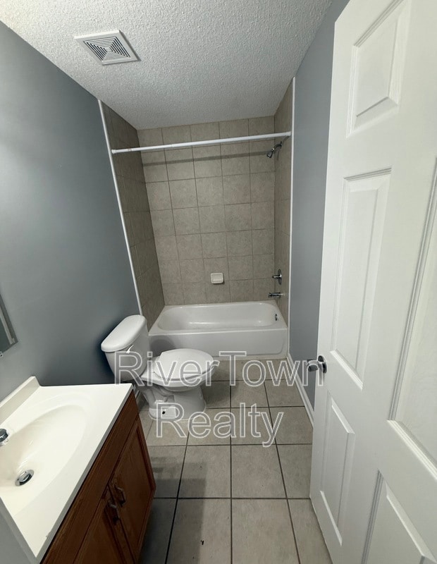 Building Photo - 4669 Raleigh Lagrange Rd