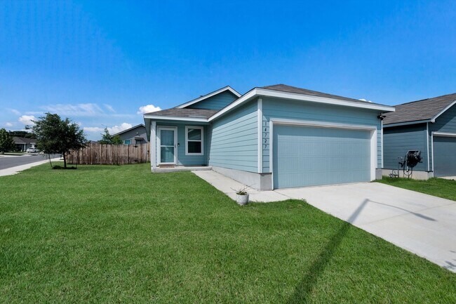 Building Photo - 14727 Bolinger Ml
