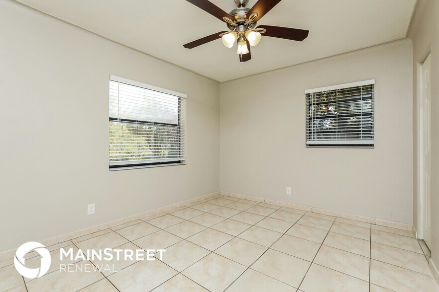 Building Photo - 1147 Magnolia Dr