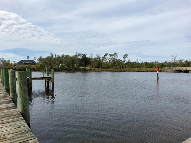 Building Photo - 7402 Hwy 2302