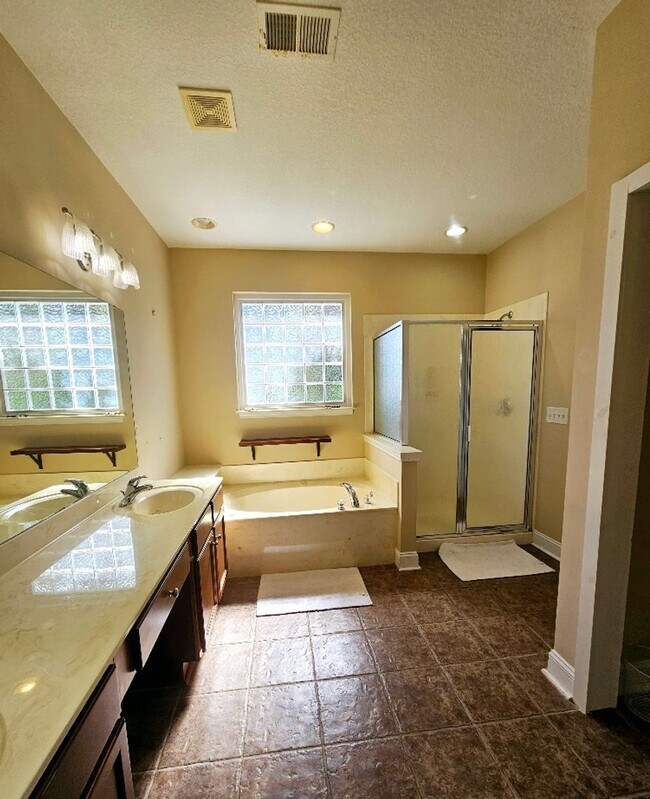Building Photo - Waterford Plantation Home in Carolina Forest