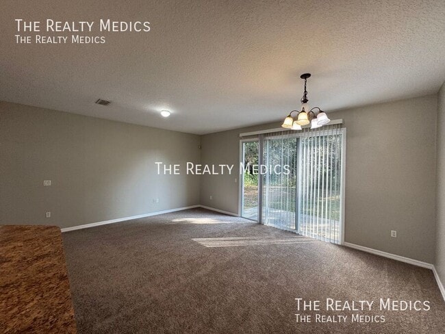 Building Photo - 447 Cierra Oaks Cir