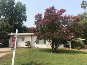 Building Photo - 1413/1415 Topaz Way