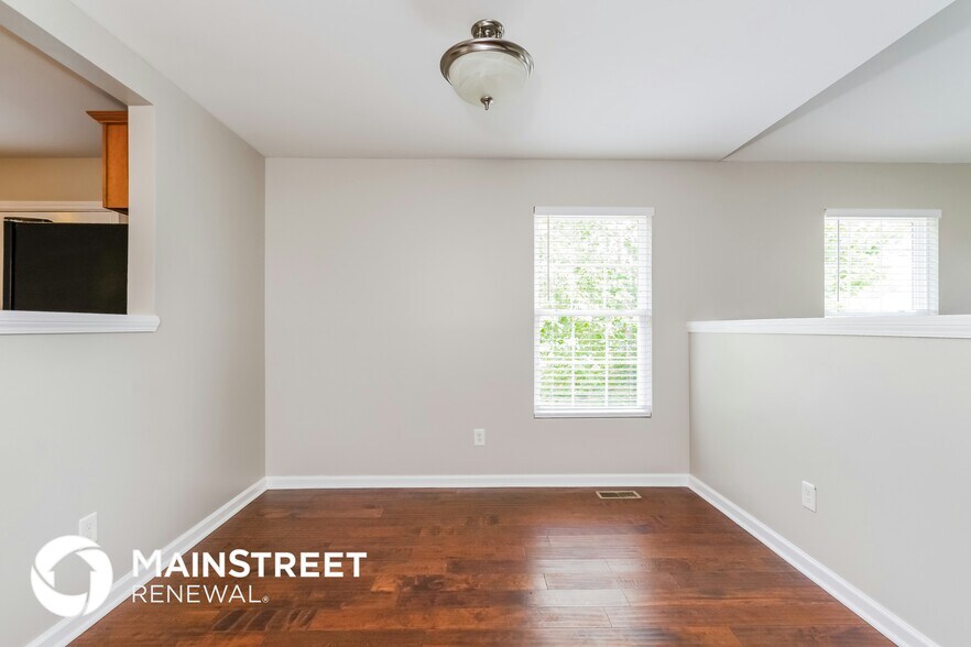 Building Photo - 3720 Sonoma Ln