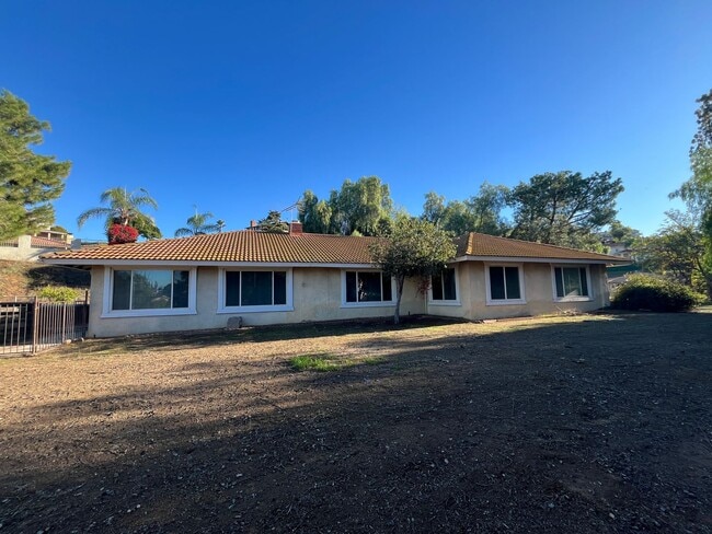 Building Photo - Spacious 3 Bedroom, 2 Bath Home for rent