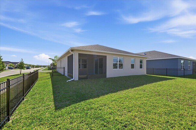 Building Photo - 11247 Barnstead Wy