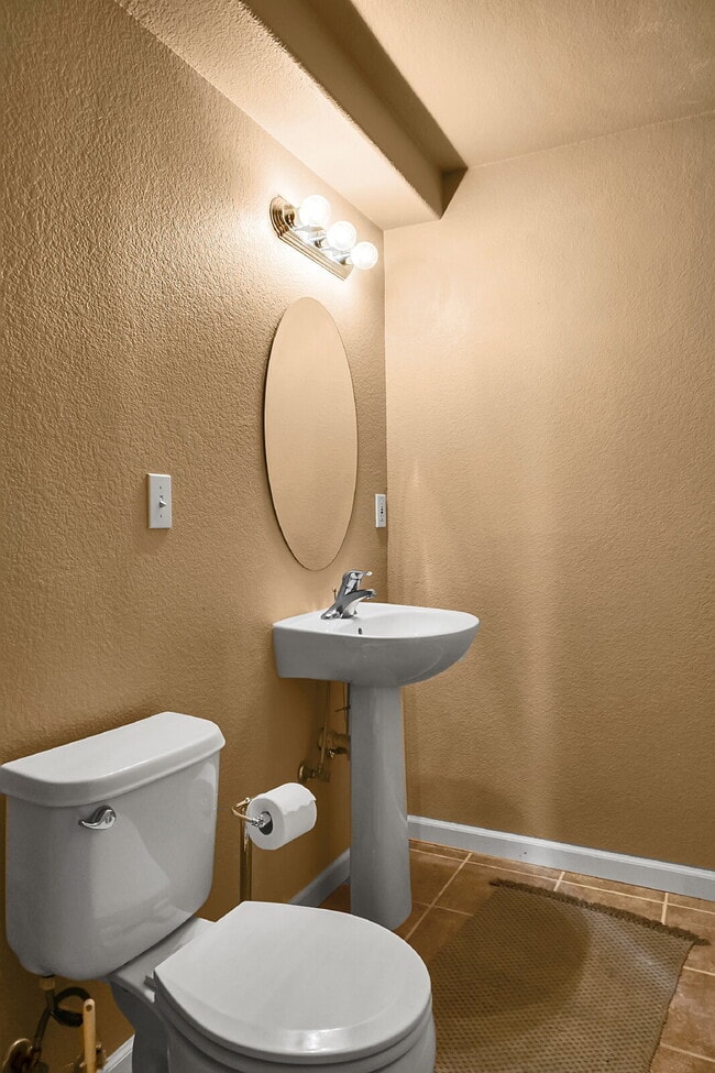 Building Photo - $2,545.00, 4 bed, 3.5 bath, located in Colorado Springs with upgrades