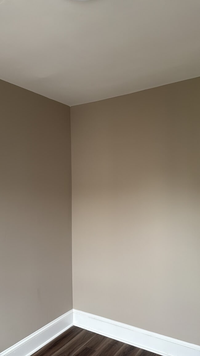 Building Photo - 2329 N Cleveland St