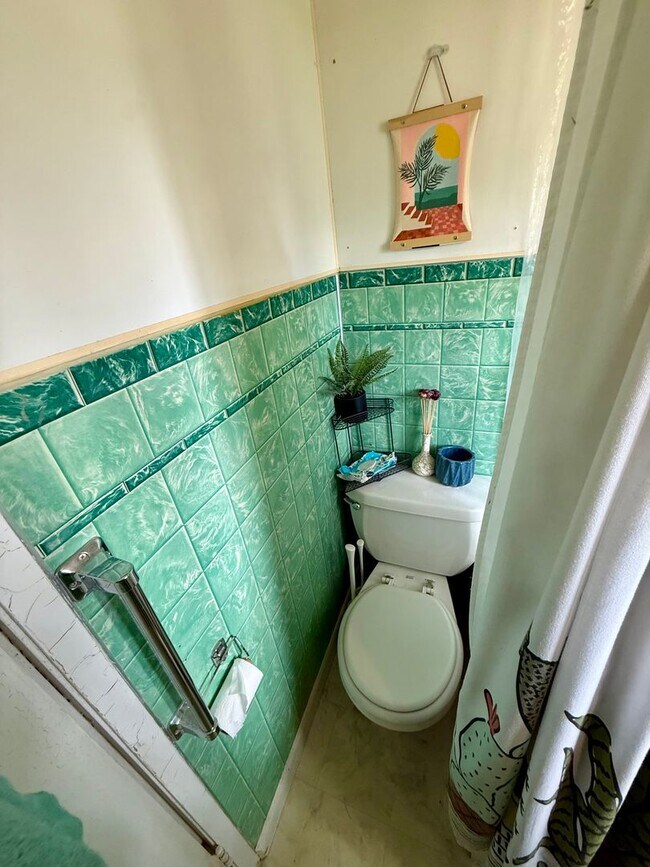 Building Photo - Charming 2 Bed / 1 Bath Home in Bonner! Pet Friendly!