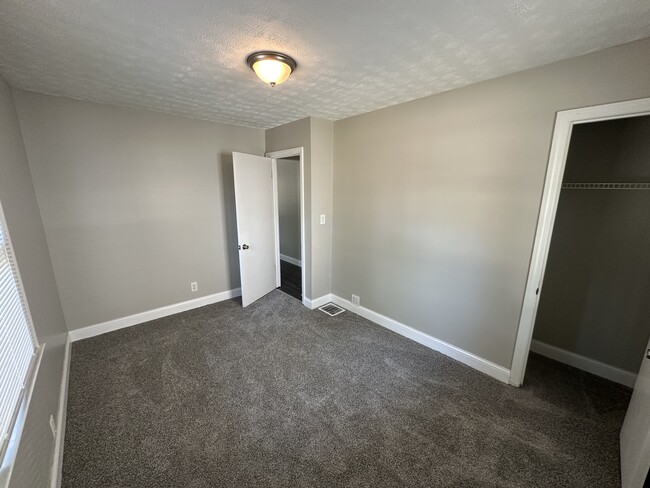 Bedroom 1 - 3035 Audubon Rd