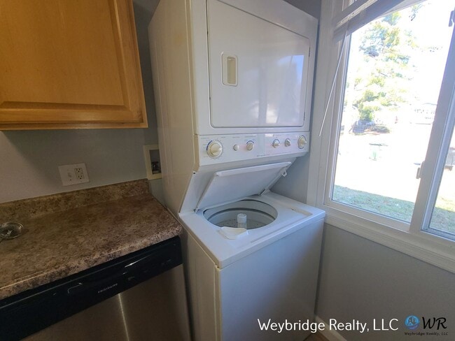 Building Photo - Charming 3-Bedroom Ranch with Private Yard & Garage in Northbrook/Colerain Township