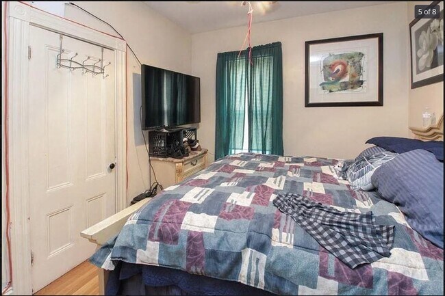 Building Photo - 39 Etna St