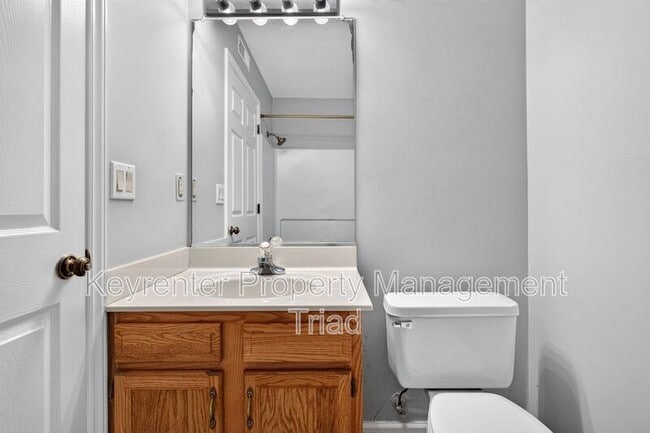 Building Photo - 3701-377D Cotswold Terrace