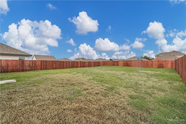 Building Photo - 8313 N 34th Ln