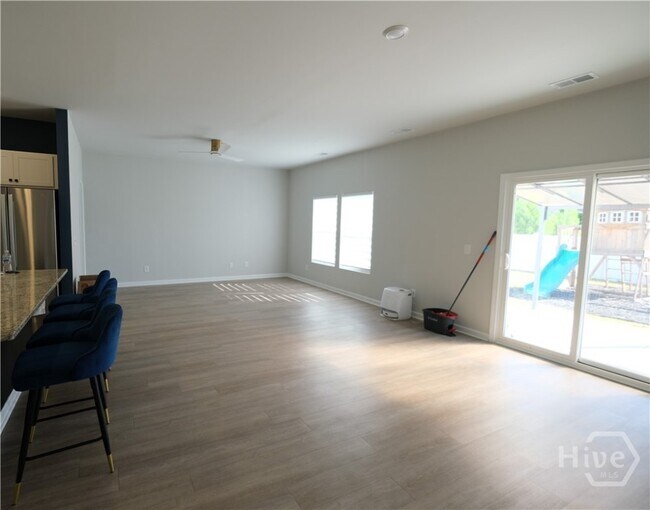 Building Photo - 132 Franklins Walk