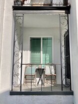 Building Photo - 3616 W Adams Blvd