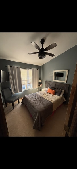 Second bedroom - 1454 Fox Hound Trl