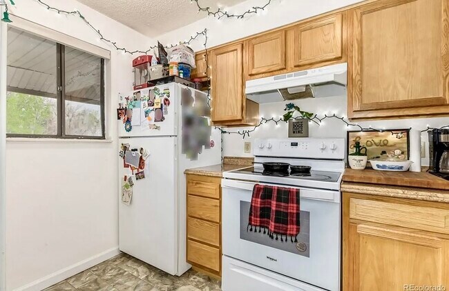 Building Photo - 1705 Heatheridge Rd