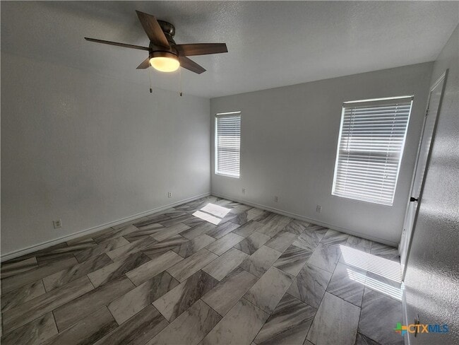 Building Photo - 4302 Neta Dr