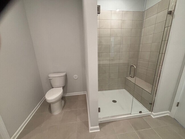 Building Photo - Brand New Luxury 2 Bed/2 Bath Condo - Wate...