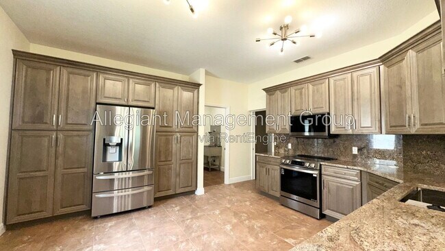 Building Photo - 1287 Glendora Rd N