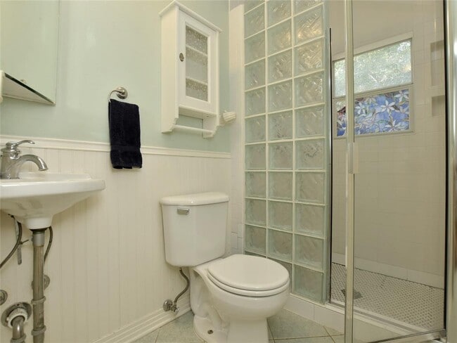Building Photo - 4503 Weletka Dr