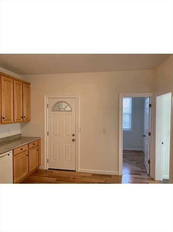 Building Photo - 405 Front St