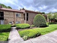 Building Photo - 15 Campbell Pl