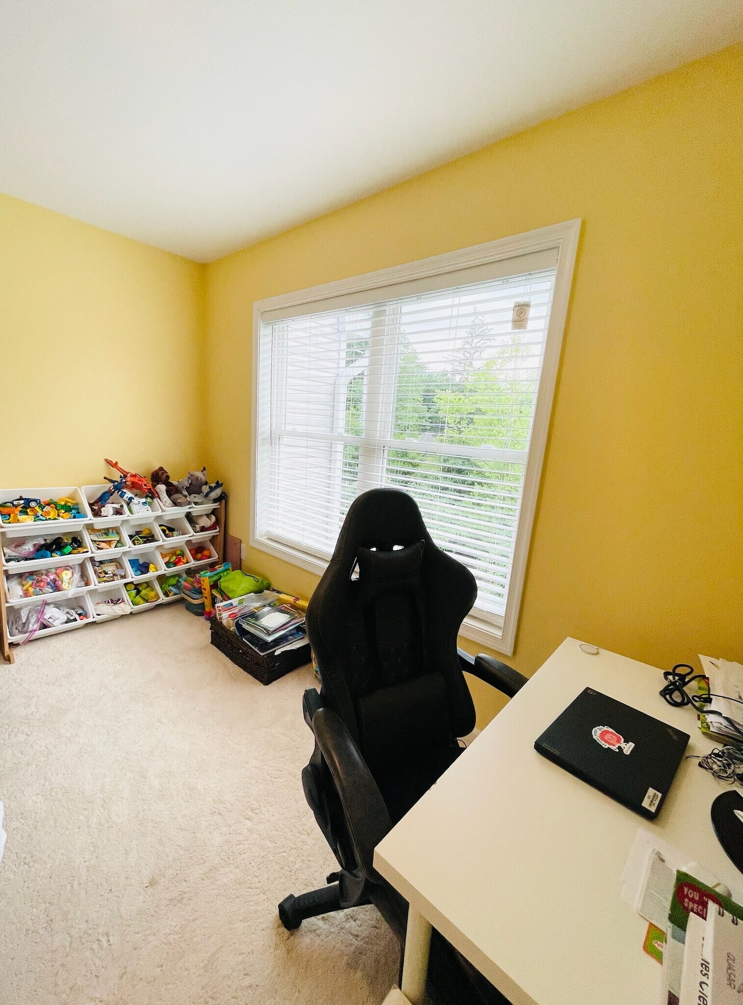 Building Photo - 2 Decroce Ct