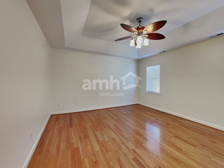 Building Photo - 4130 Leinbach Dr