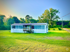 Building Photo - 6068 Old Mooringsport Rd