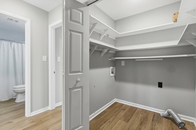 Building Photo - 101 Gatewood Dr