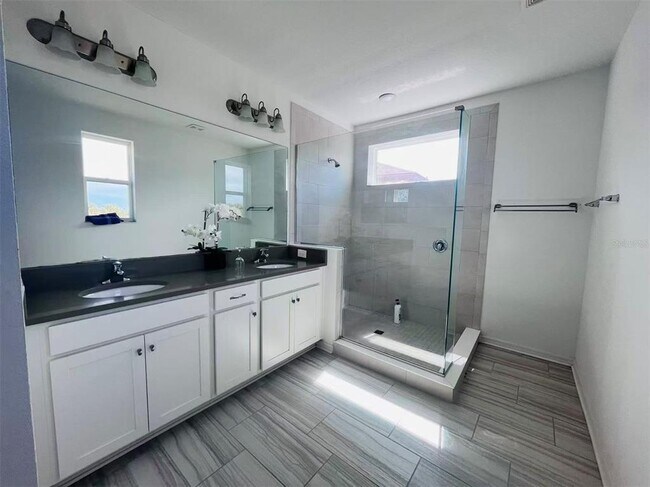 Building Photo - 8569 Starlight Loop