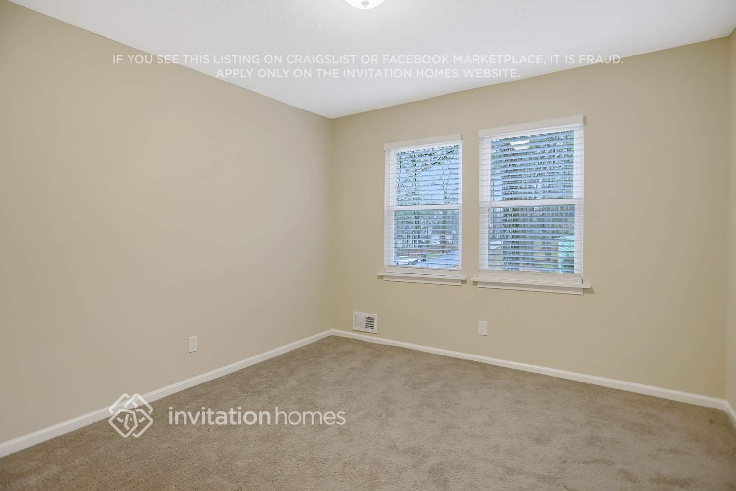 Building Photo - 4496 Fowler Ln