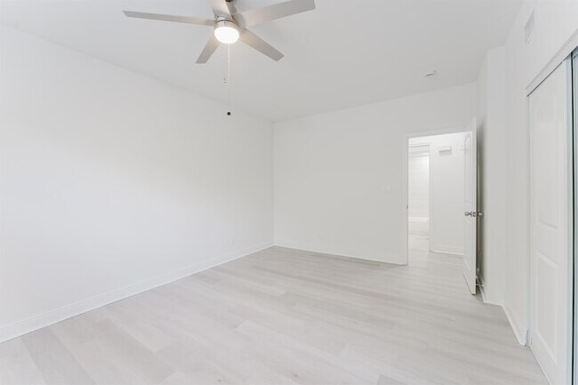 Building Photo - 20889 St Andrews Blvd