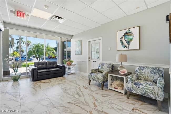 Building Photo - 5 Bluebill Ave