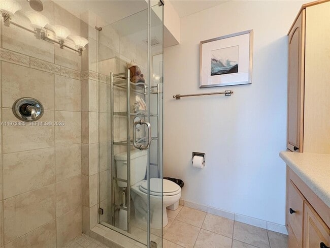 Building Photo - 3100 NE 49th St