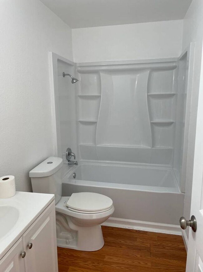 Building Photo - **Welcome Home**