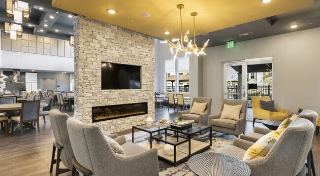 Building Photo - 2825 Sophie Ln