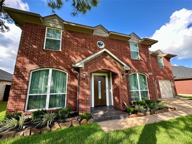 Primary Photo - 11407 Sagecreek Dr